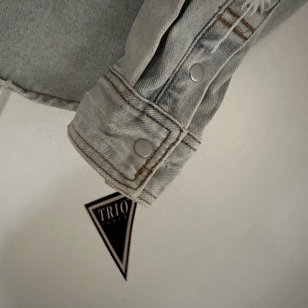 Denim Shacket - Picture 8 of 10